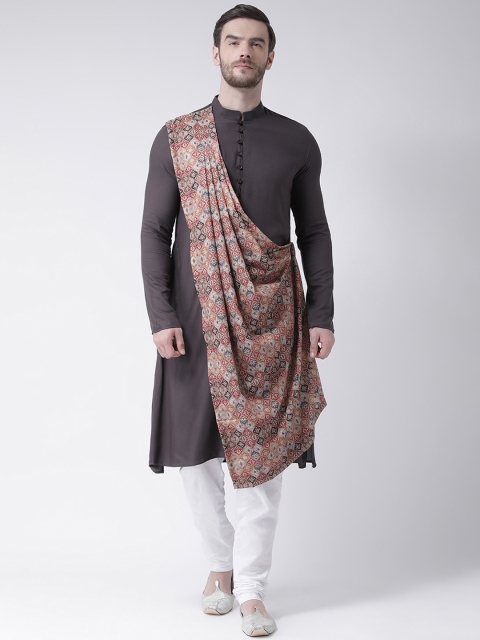 

DEYANN Men Grey & White Printed Drape Kurta with Churidar