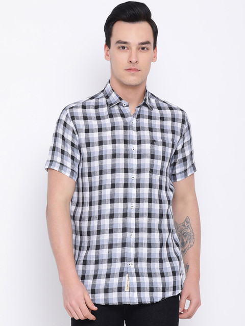 

Monte Carlo Men Black & Blue Regular Fit Checked Casual Shirt