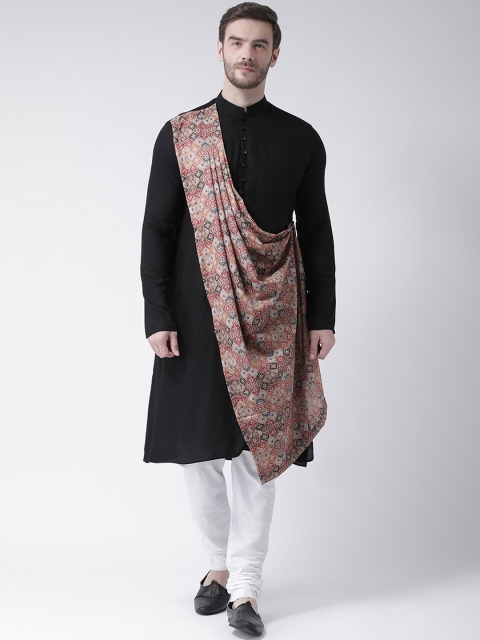 

DEYANN Men Black & White Printed Drape Kurta with Churidar