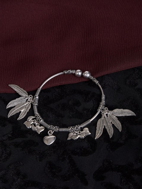 

ZeroKaata Silver-Plated Oxidized Hearts and Leaves Charm Bracelet