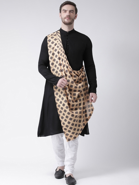 

DEYANN Men Black & White Printed Drape Kurta with Churidar