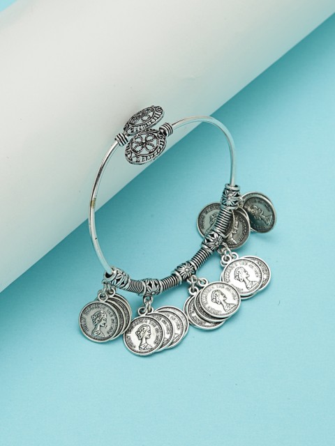 

ZeroKaata Silver-Toned Bracelet