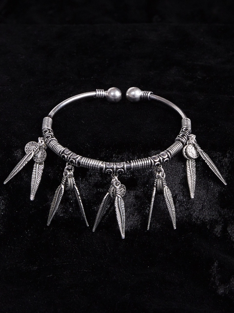 

ZeroKaata Women Silver-Plated Oxidised Leaves and Coin Charm Bracelet