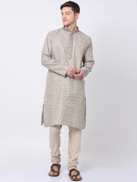 

TABARD Men Silver-Toned Self Design Kurta with Churidar