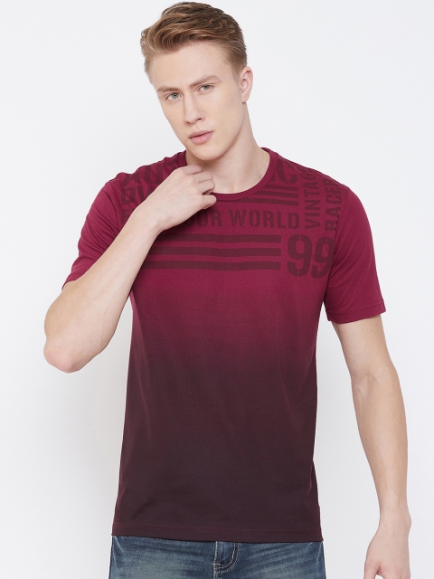

NEVA Men Maroon & Red Colourblocked Round Neck T-shirt