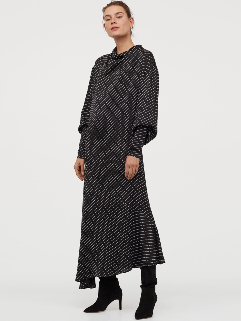 H&M Women Black & White Printed Dress With A Draped Collar