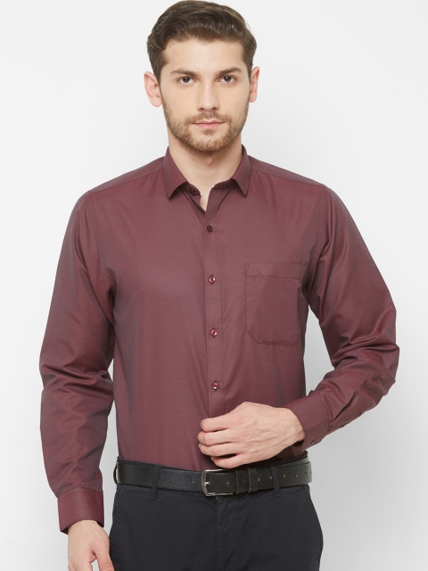 

Solemio Men Maroon Regular Fit Solid Formal Shirt