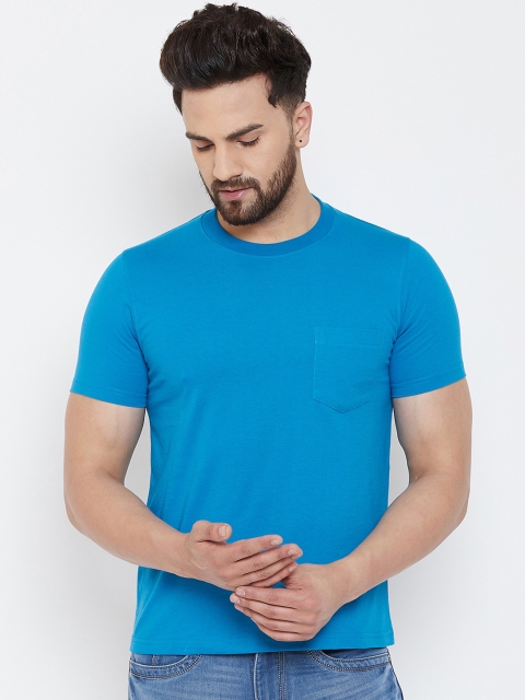 

Adobe Men Blue Solid Round Neck T-shirt