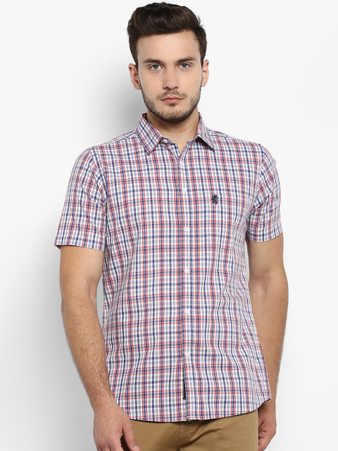 

Red Tape Men Red & White Regular Fit Checked Casual Shirt