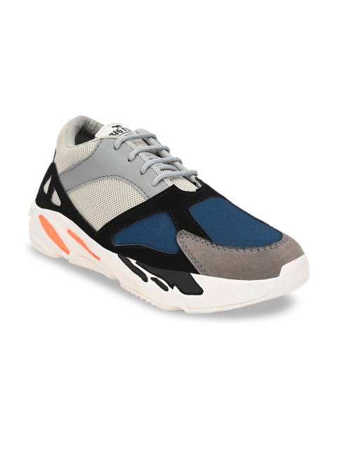 

Big Fox Men Grey Colourblocked Sneakers
