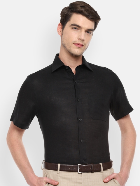 

Louis Philippe Men Black Regular Fit Solid Formal Shirt