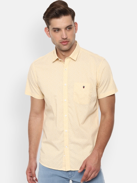 

Louis Philippe Sport Men Yellow Slim Fit Printed Casual Shirt