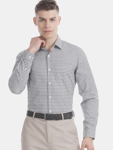

Excalibur Men White & Black Slim Fit Checked Formal Shirt