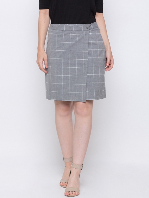 

Globus Women Grey & White Checked Straight Knee Length Skirt