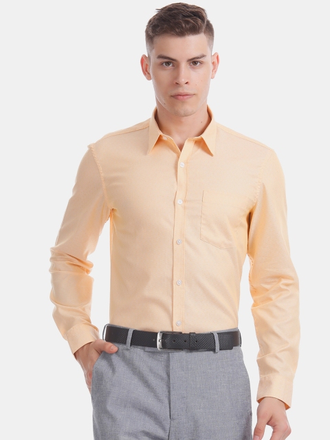 

Excalibur Men Orange Slim Fit Solid Formal Shirt