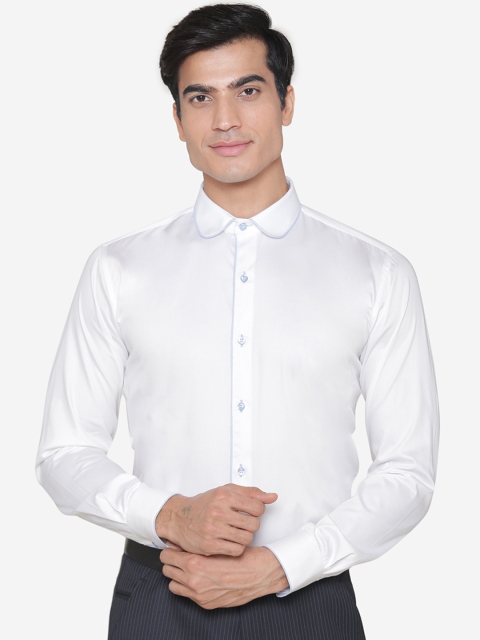 

MANQ Men White Slim Fit Solid Party Shirt