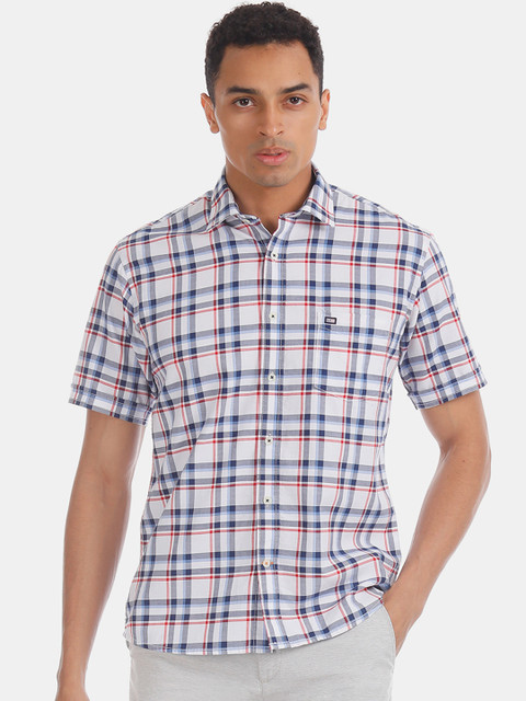 

Arrow Sport Men White & Navy Blue Regular Fit Checked Casual Shirt