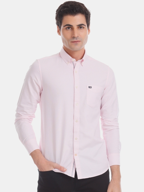 

Arrow Men Pink Slim Fit Solid Casual Shirt