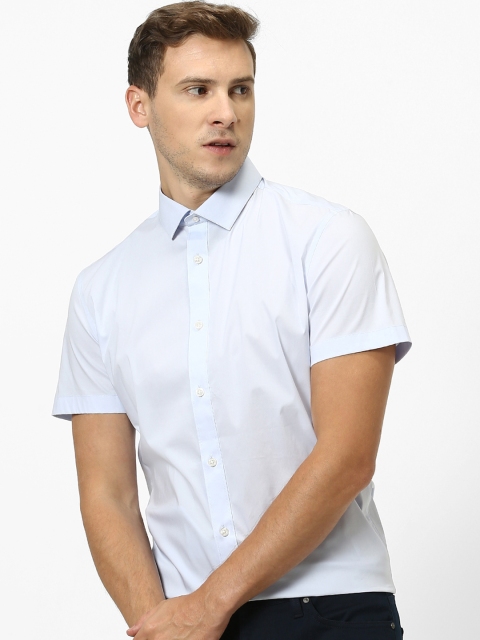 Men Blue Slim Fit Solid Casual Shirt