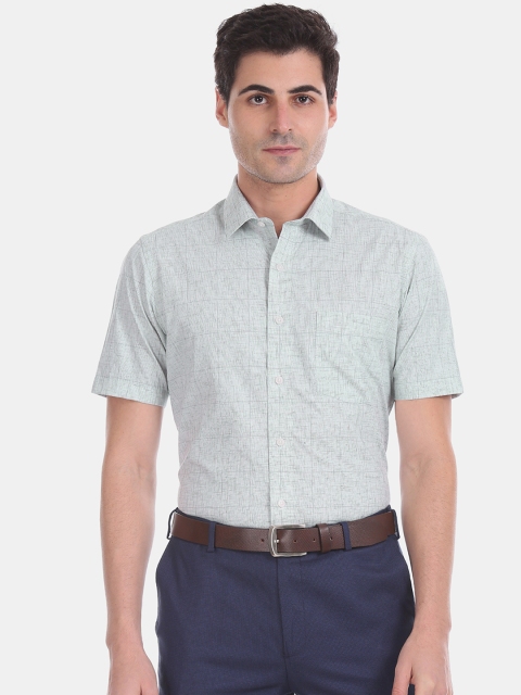 

Arrow Men Green Regular Fit Checked Formal Shirt