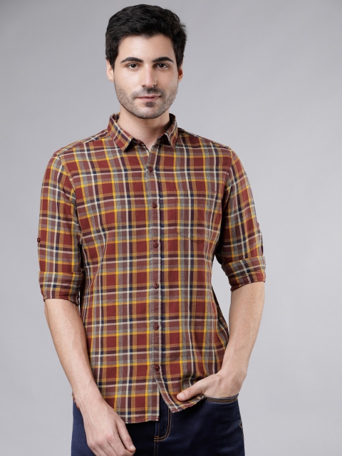 

LOCOMOTIVE Men Maroon & Yellow Slim Fit Checked Casual Shirt