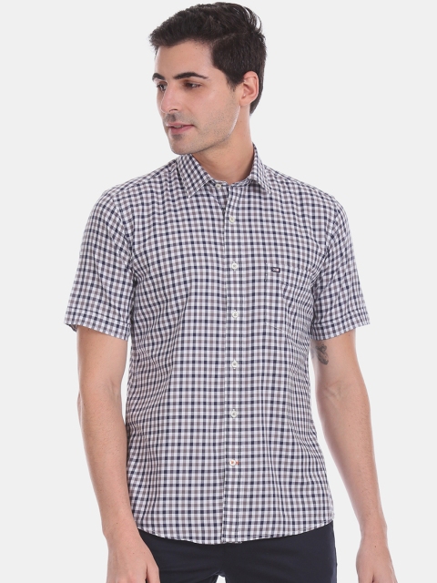 

Arrow Sport Men Grey & White Regular Fit Checked Casual Shirt