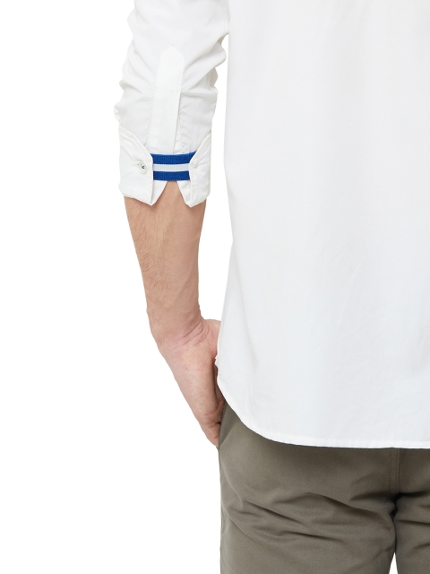 

EVOQ Men Set Of 2 White & Blue Colourblocked Cuff Bands
