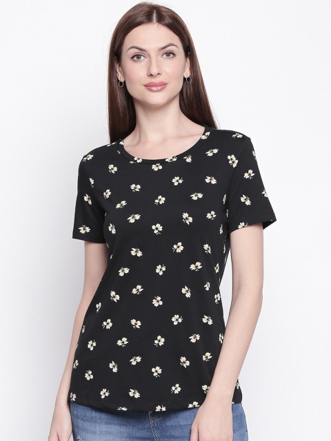 

Honey by Pantaloons Women Black White Printed Round Neck Pure Cotton T-shirt