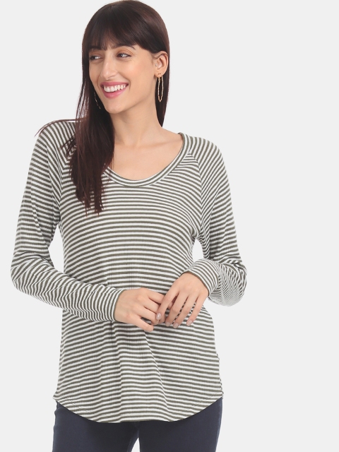 

GAP Women Green Striped Top