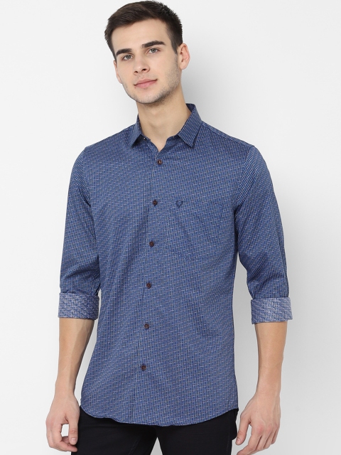 

Allen Solly Men Blue & Off-White Slim Fit Checked Casual Shirt