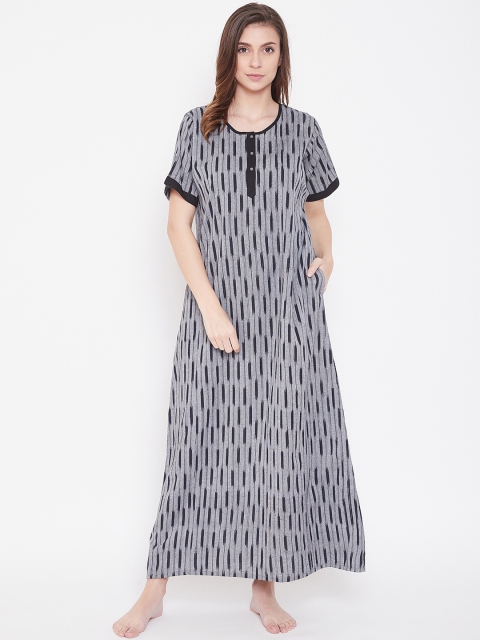 

The Kaftan Company Grey & Black Ikat Printed Nightdress