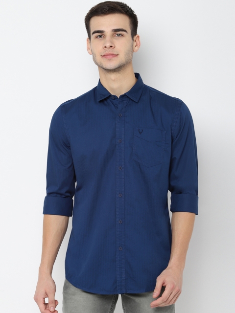 

Solly Jeans Co. Men Navy Blue Regular Fit Solid Casual Shirt
