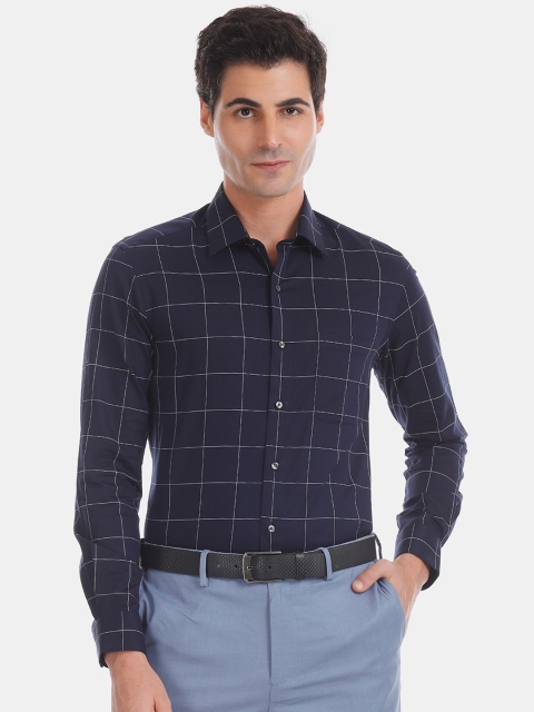 

Arrow Men Blue & White Slim Fit Checked Formal Shirt