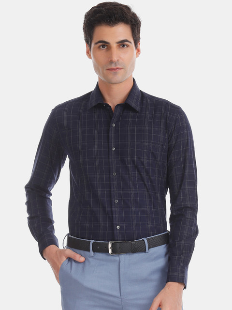 

Arrow Men Blue & White Slim Fit Checked Formal Shirt