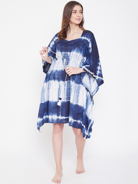 

The Kaftan Company Blue Printed Nightdress