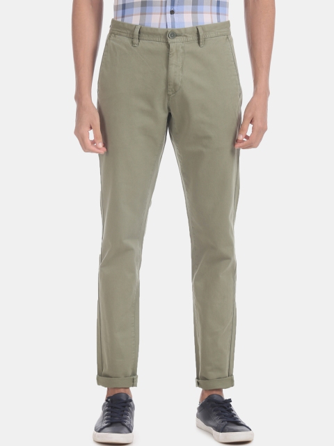 

U.S. Polo Assn. Men Green Regular Fit Solid Chinos