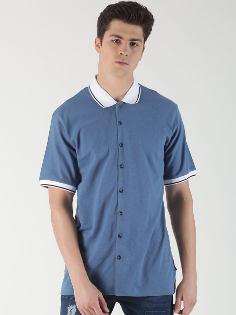 

Blue Saint Men Blue Regular Fit Solid Casual Shirt