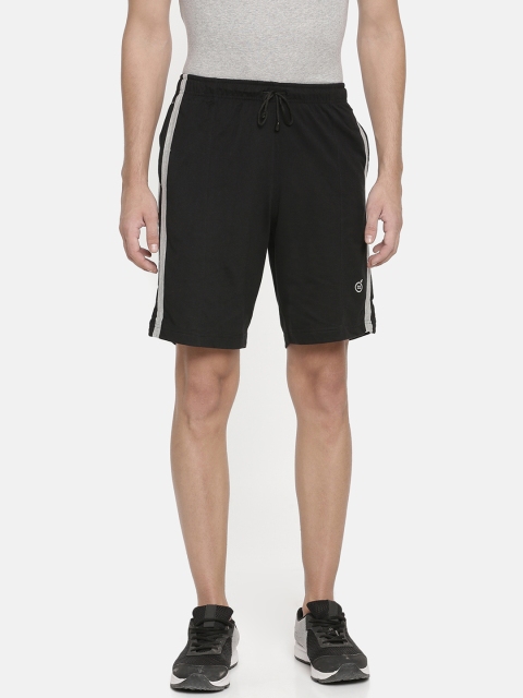 

Macroman M-Series Men Black Solid Regular Fit Sports Shorts