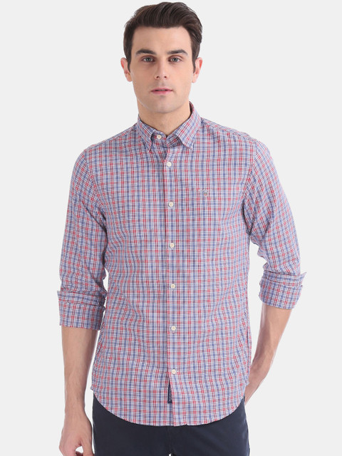 

GANT Men Red & Blue Regular Fit Checked Casual Shirt