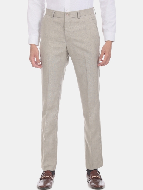 

Excalibur Men Beige Slim Fit Checked Formal Trousers