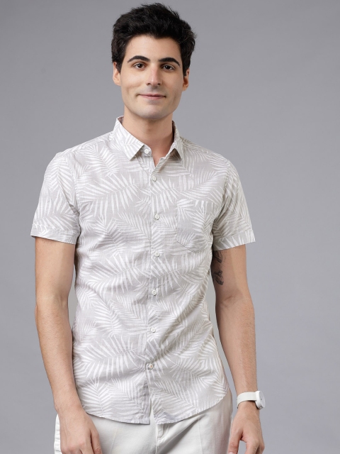 Men White & Grey Slim Fit Printed Casual Shirt