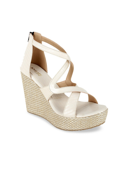 

SCENTRA Women Cream-Coloured Solid Sandals