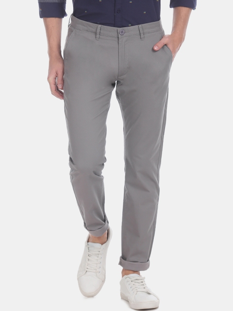

Ruggers Men Grey Slim Fit Solid Regular Trousers