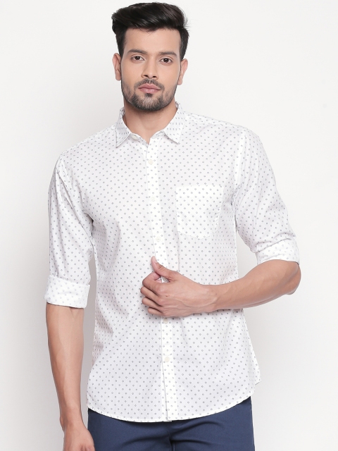 

BYFORD by Pantaloons Men Off-White Slim Fit Printed Casual Shirt