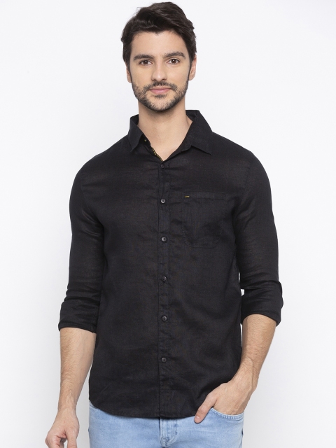 

SPYKAR Men Black Slim Fit Solid Casual Shirt