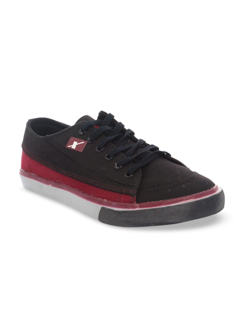 

Sparx Men Black & Burgundy Colourblocked Sneakers