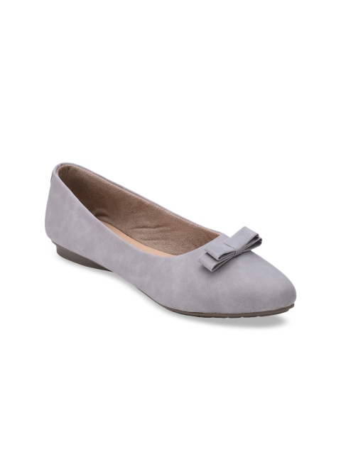 

SALARIO Women Grey Solid Ballerinas
