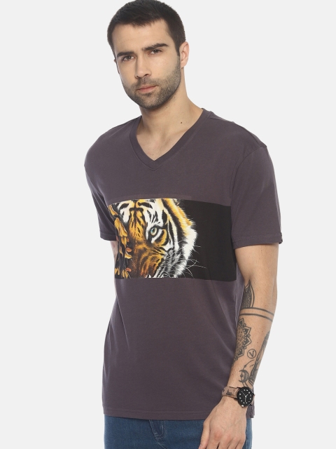 

Wolfpack Men Charcoal Printed V-Neck T-shirt