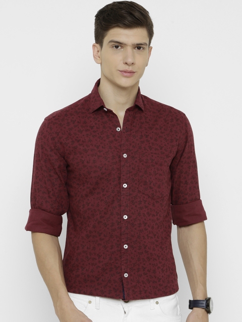 

CAVALLO by Linen Club Men Cotton Linen Red & Black Regular Fit Printed Casual Shirt
