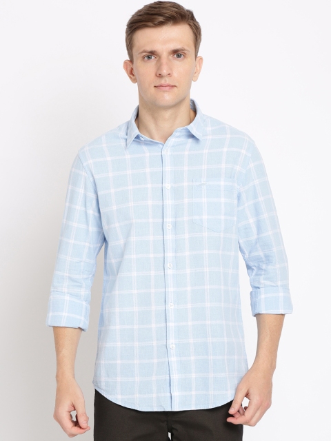 

Crocodile Men Blue & White Slim Fit Checked Casual Linen Shirt